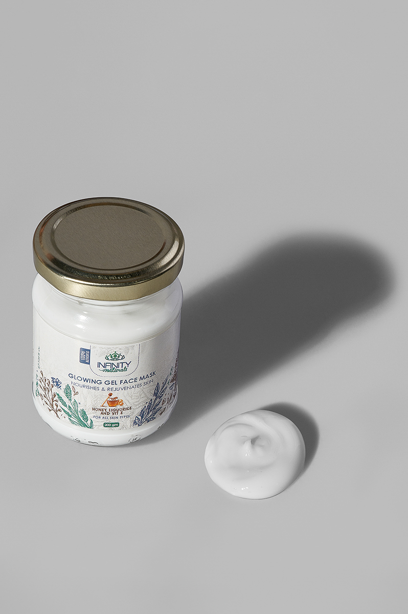 Infinity Glowing Facial Mask Honey and Liquorice