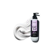 Favelin Violet Twist Body Lotion