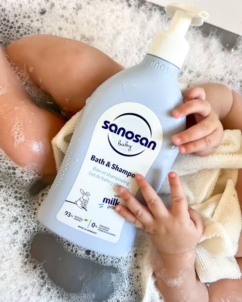 SANOSAN BABY  BATH & SHAMPOO 200ML