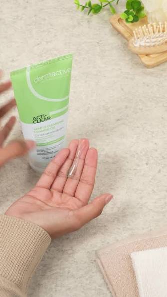 Dermactive Acti-Clear Gentle Cleansing Gel - 200ml