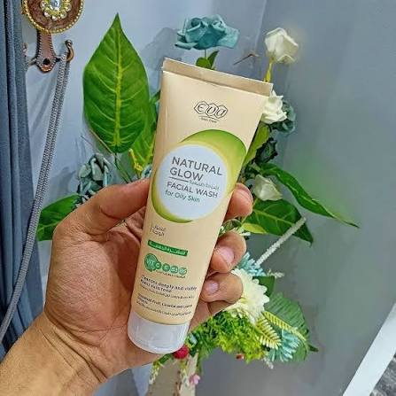 Eva Skin Care Natural Glow Facial Wash For Oily Skin 100 Ml
